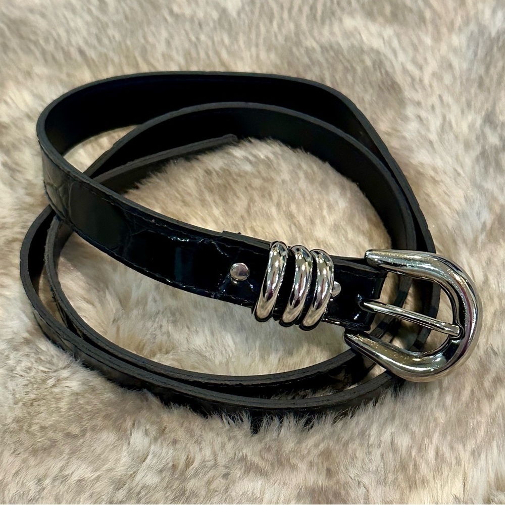 Black Leather Belt with Silver Buckle​​